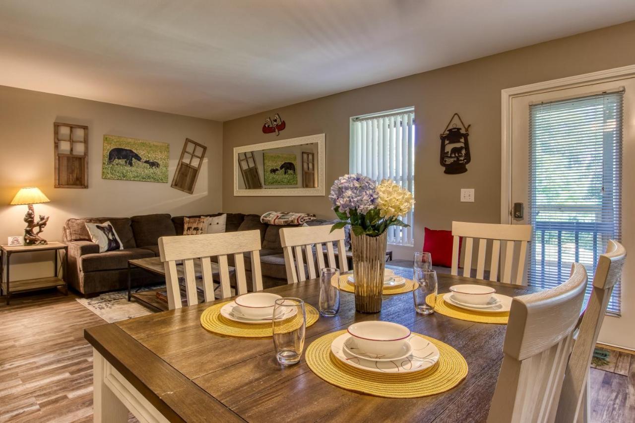 Fun & Games By Honeybearcabins 2Br/1Ba Sleeps 7 Sevierville Bagian luar foto